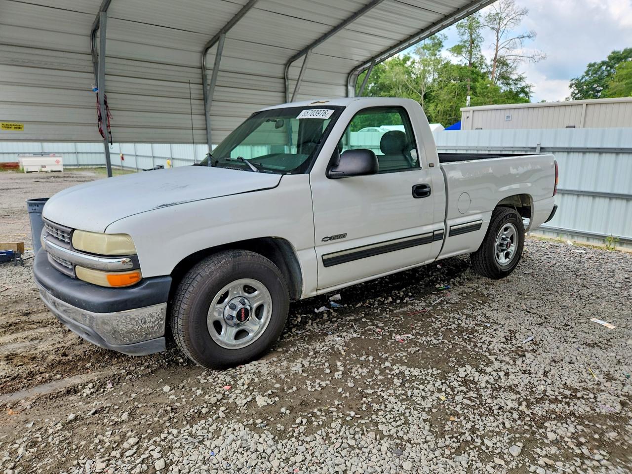 Salvage Chevrolet Silverado Image