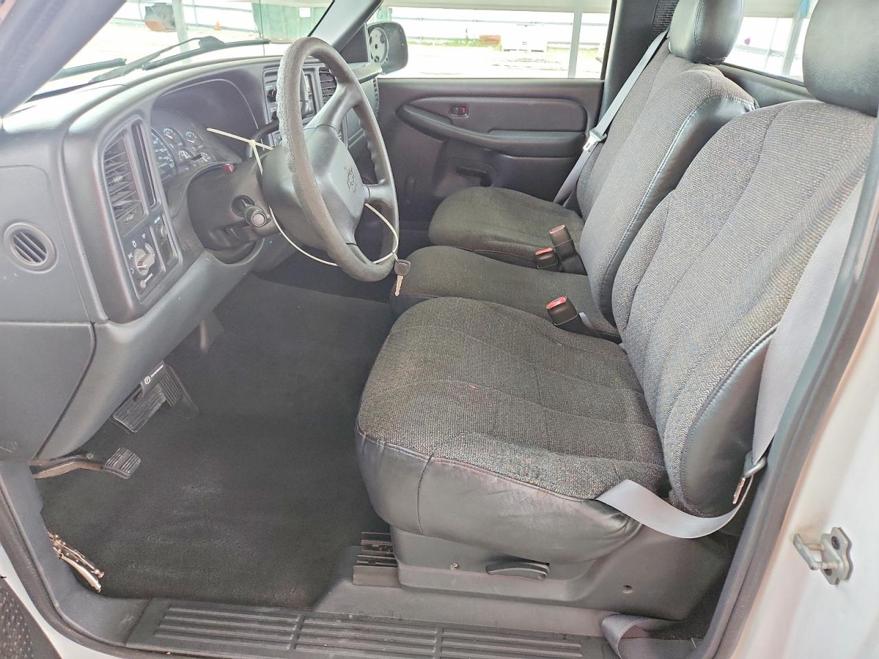 Chevrolet Silverado C1500