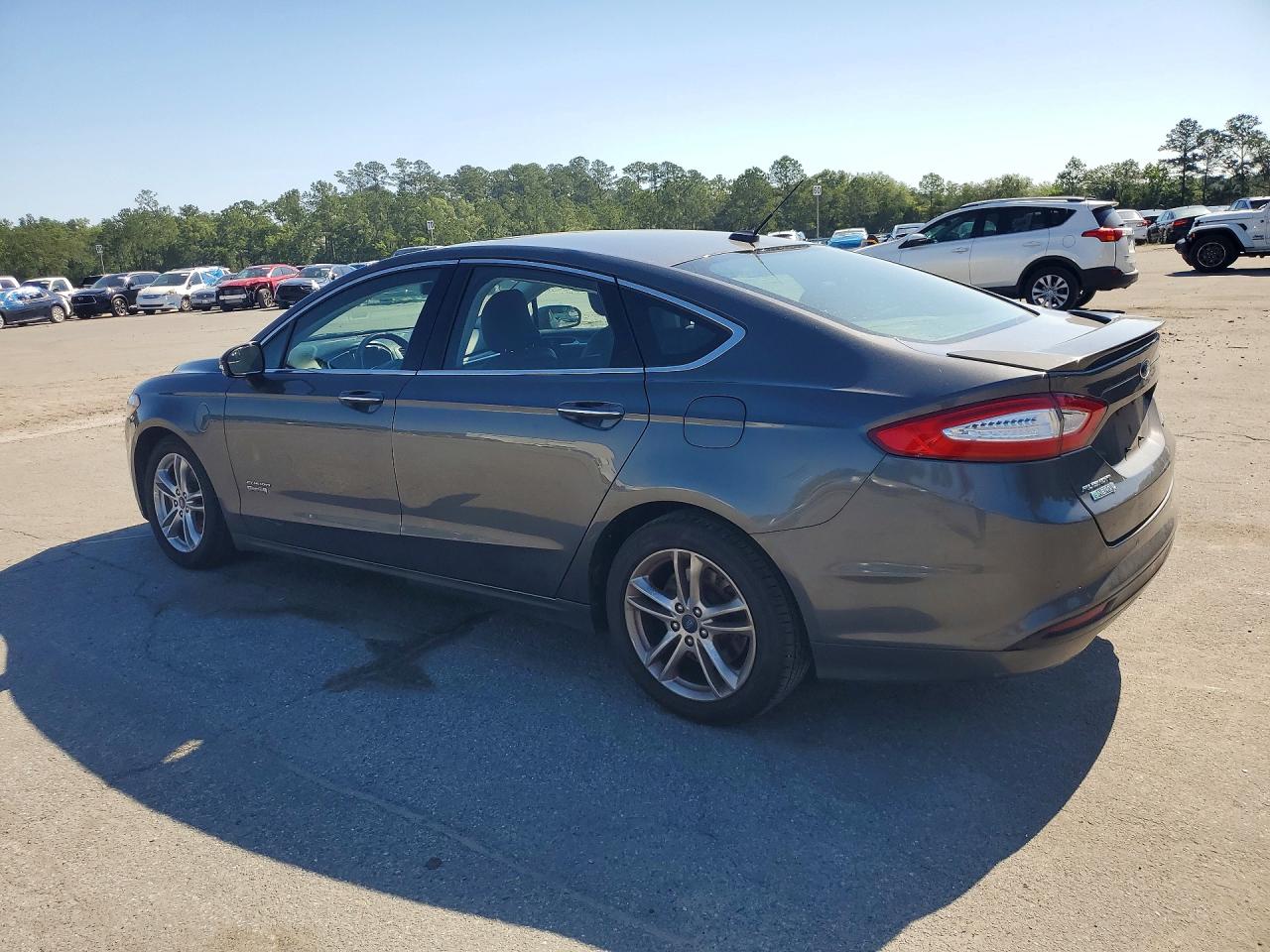 Ford Fusion Titanium Phev