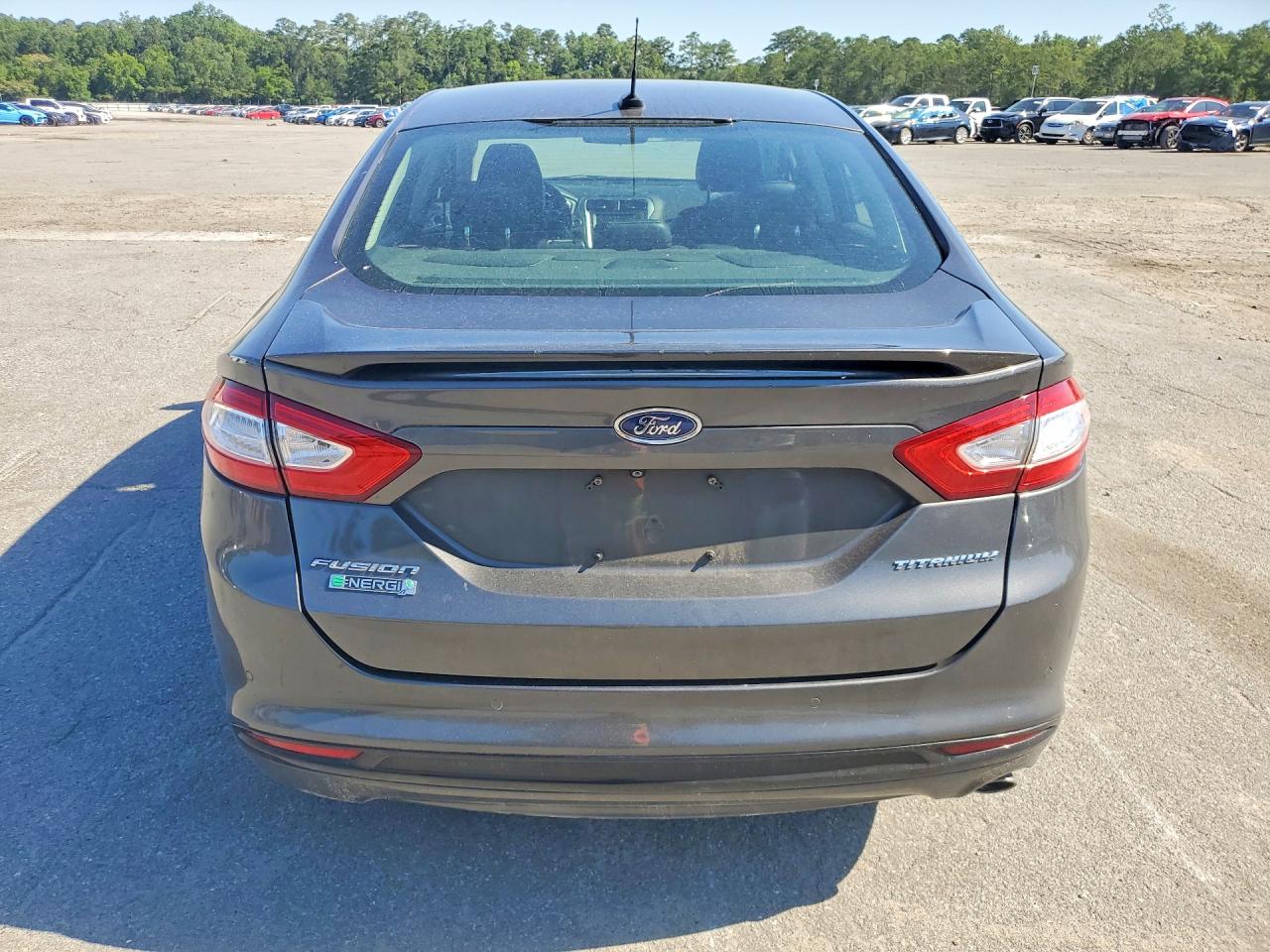 Ford Fusion Titanium Phev
