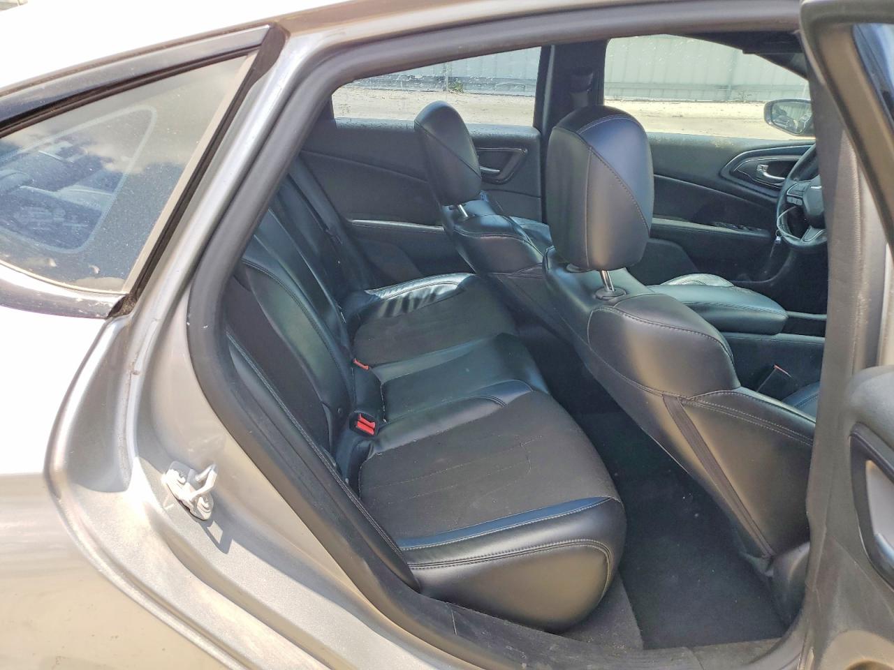Chrysler 200 S