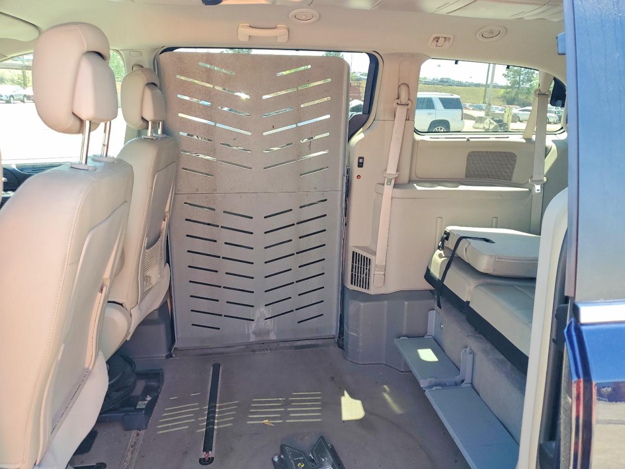 Chrysler Minivan Touring