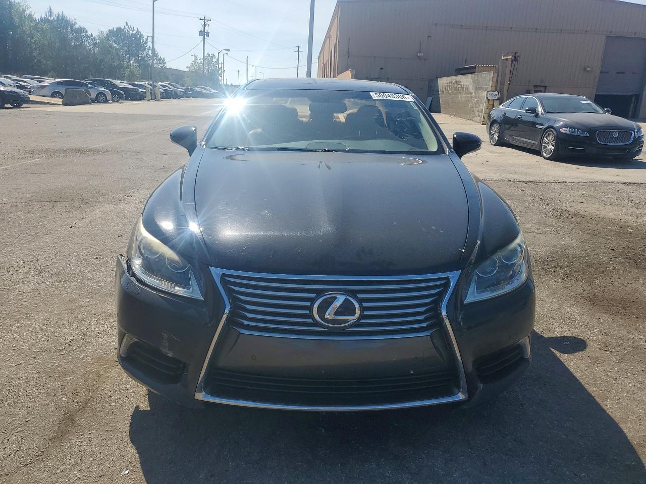 Lexus LS Base