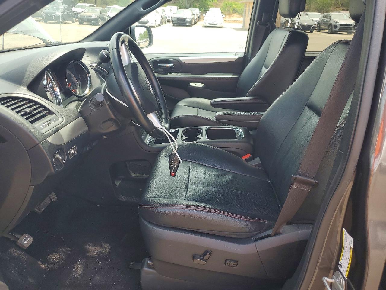 Dodge Caravan Gt