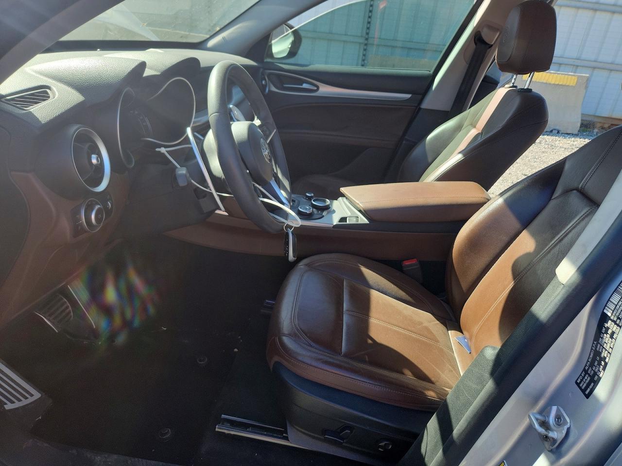 Alfa Romeo Stelvio Sport