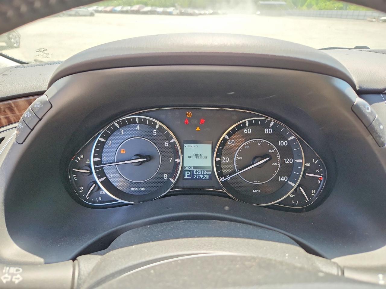 Nissan Armada Platinum