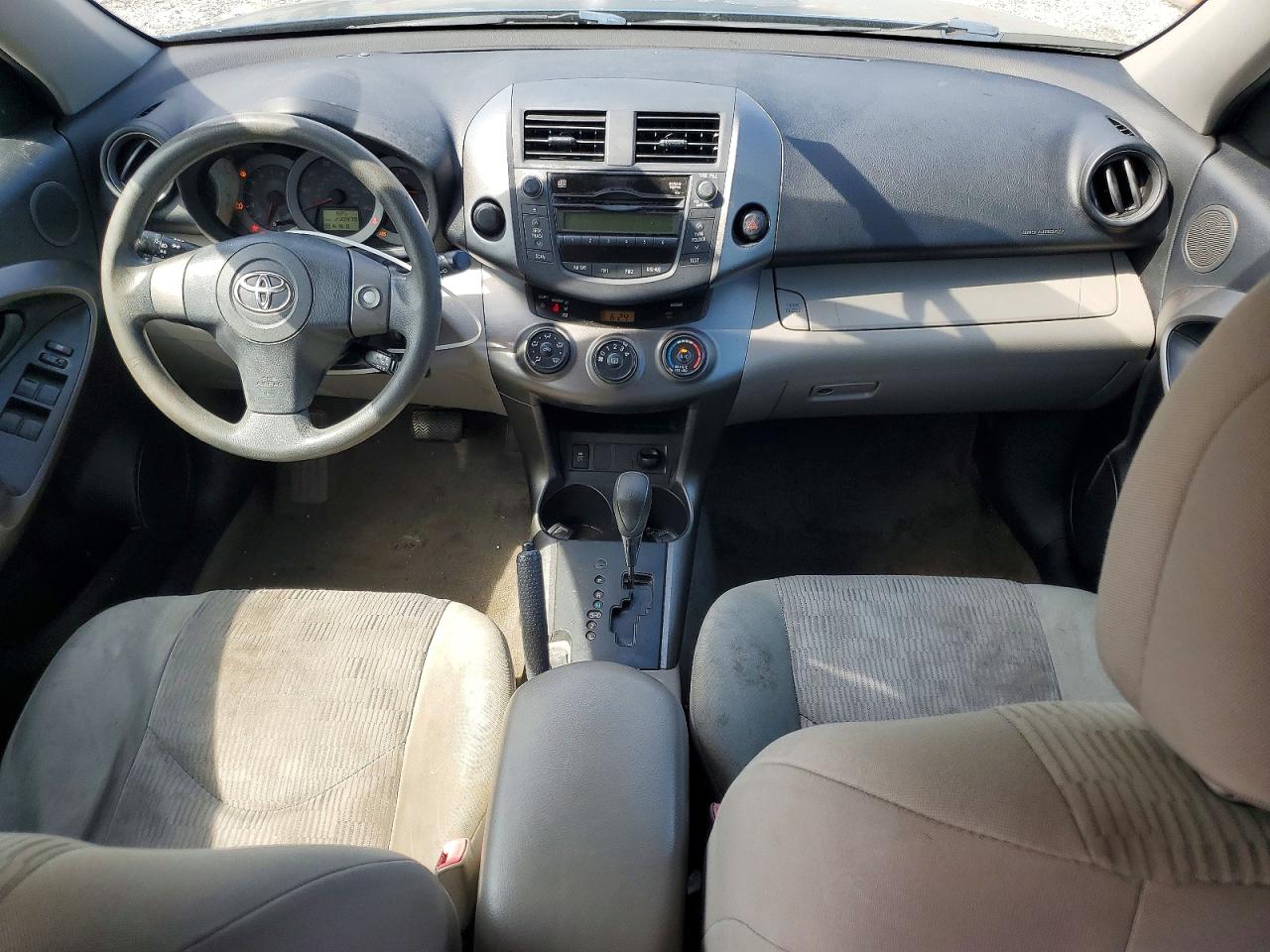 Toyota RAV4 Base