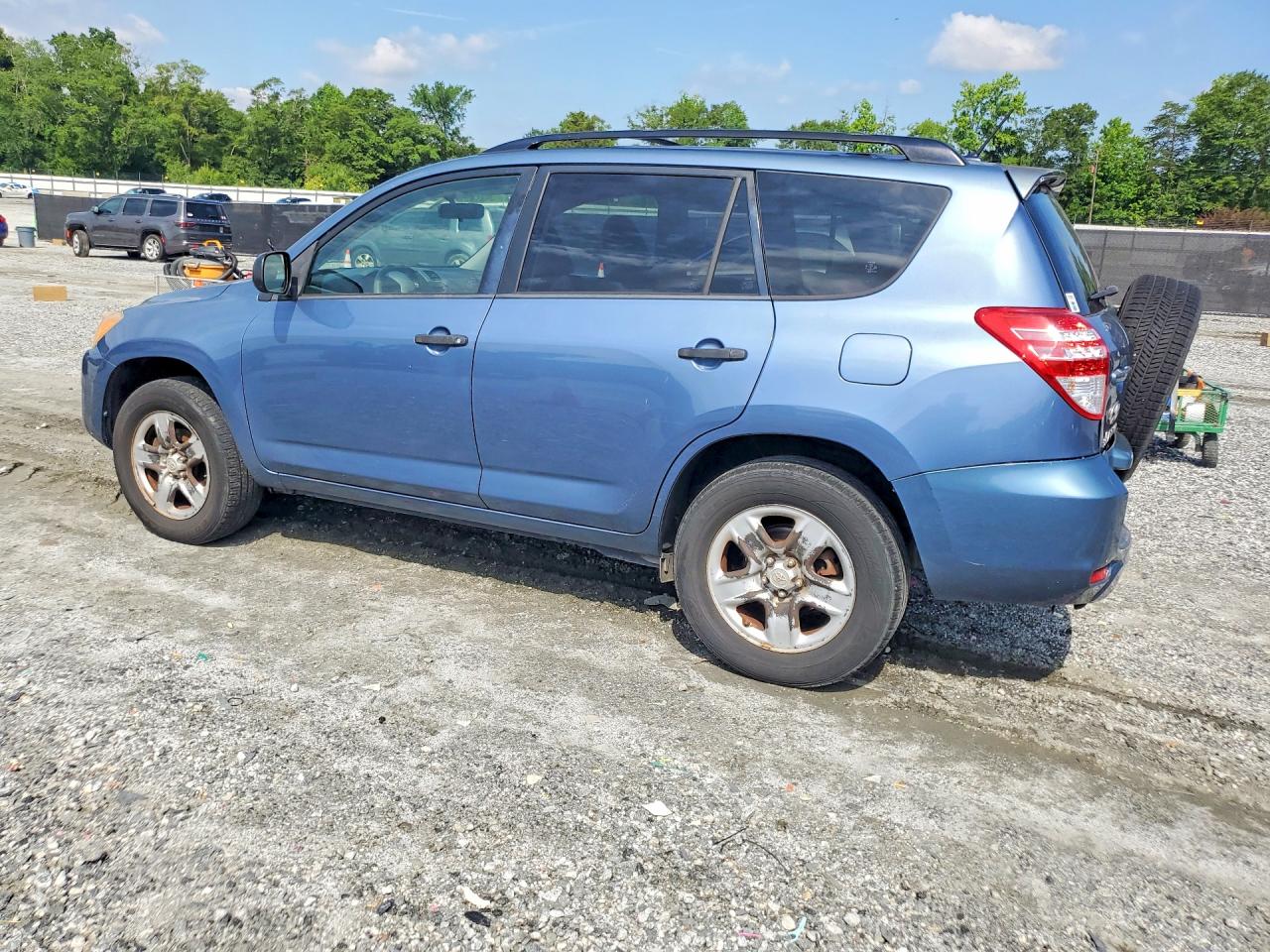 Toyota RAV4 Base