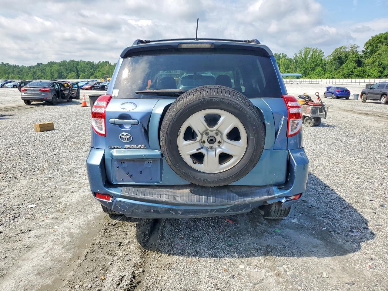 Toyota RAV4 Base