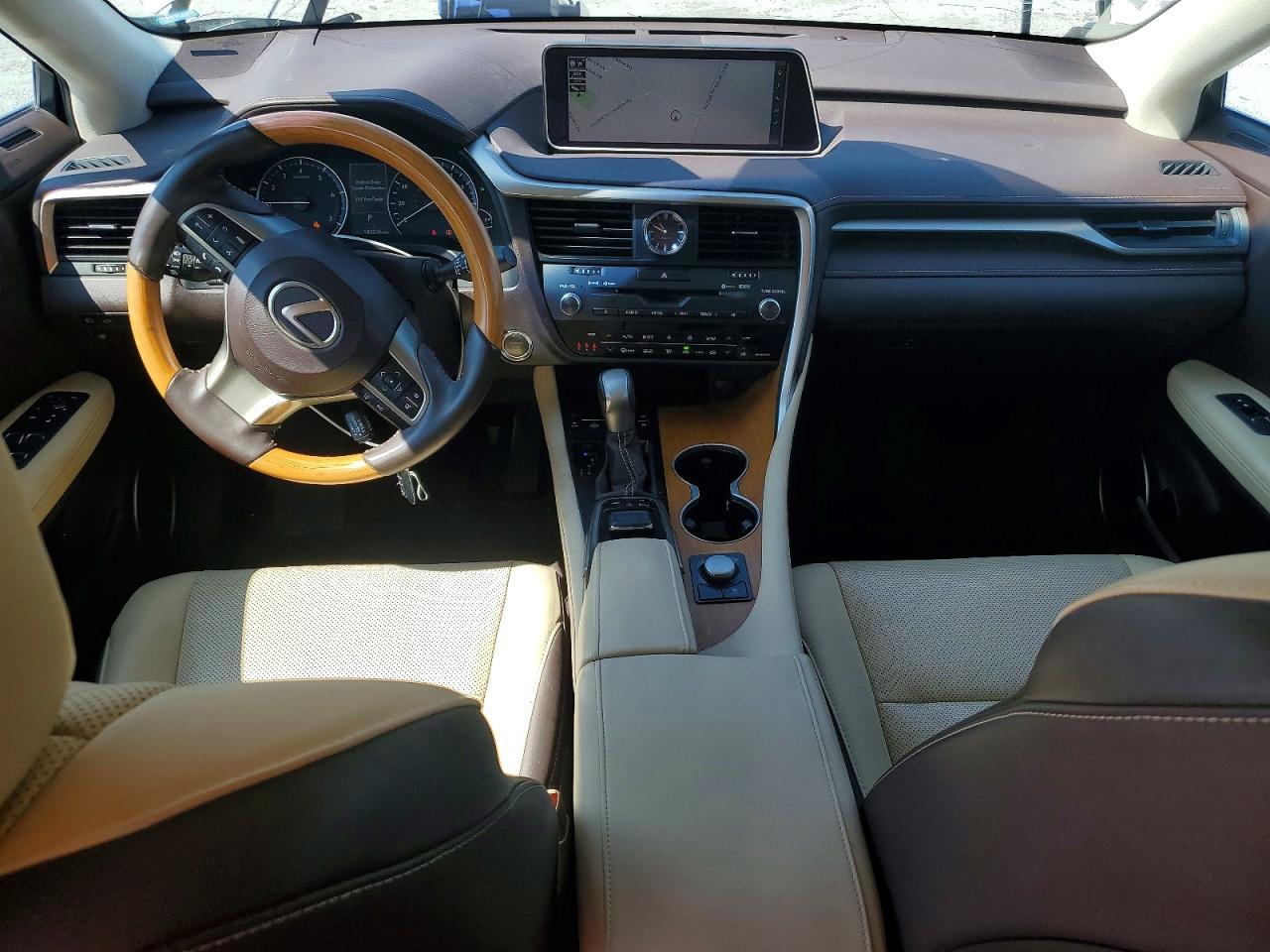 Lexus RX Base