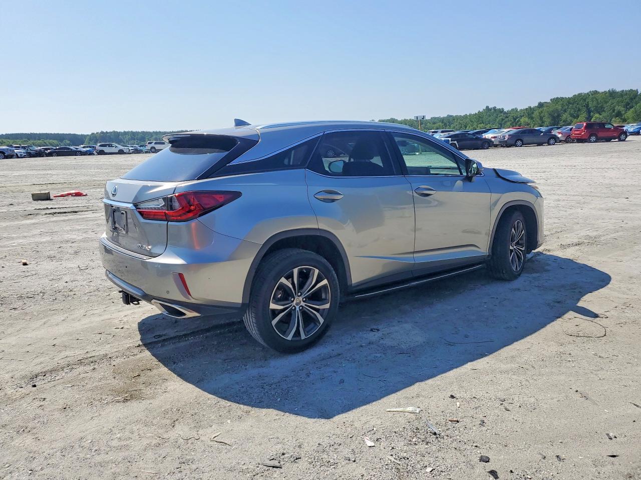 Lexus RX Base