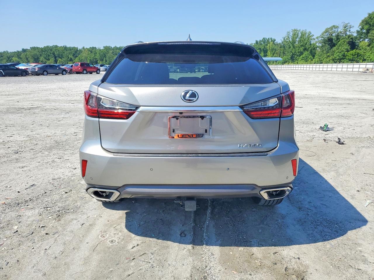 Lexus RX Base