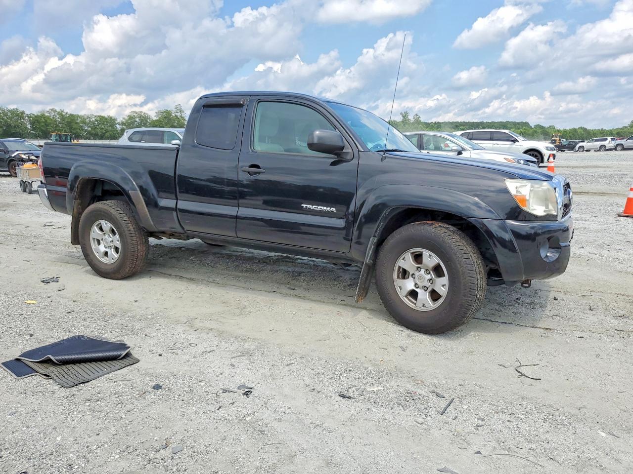 Toyota Tacoma Access Cab