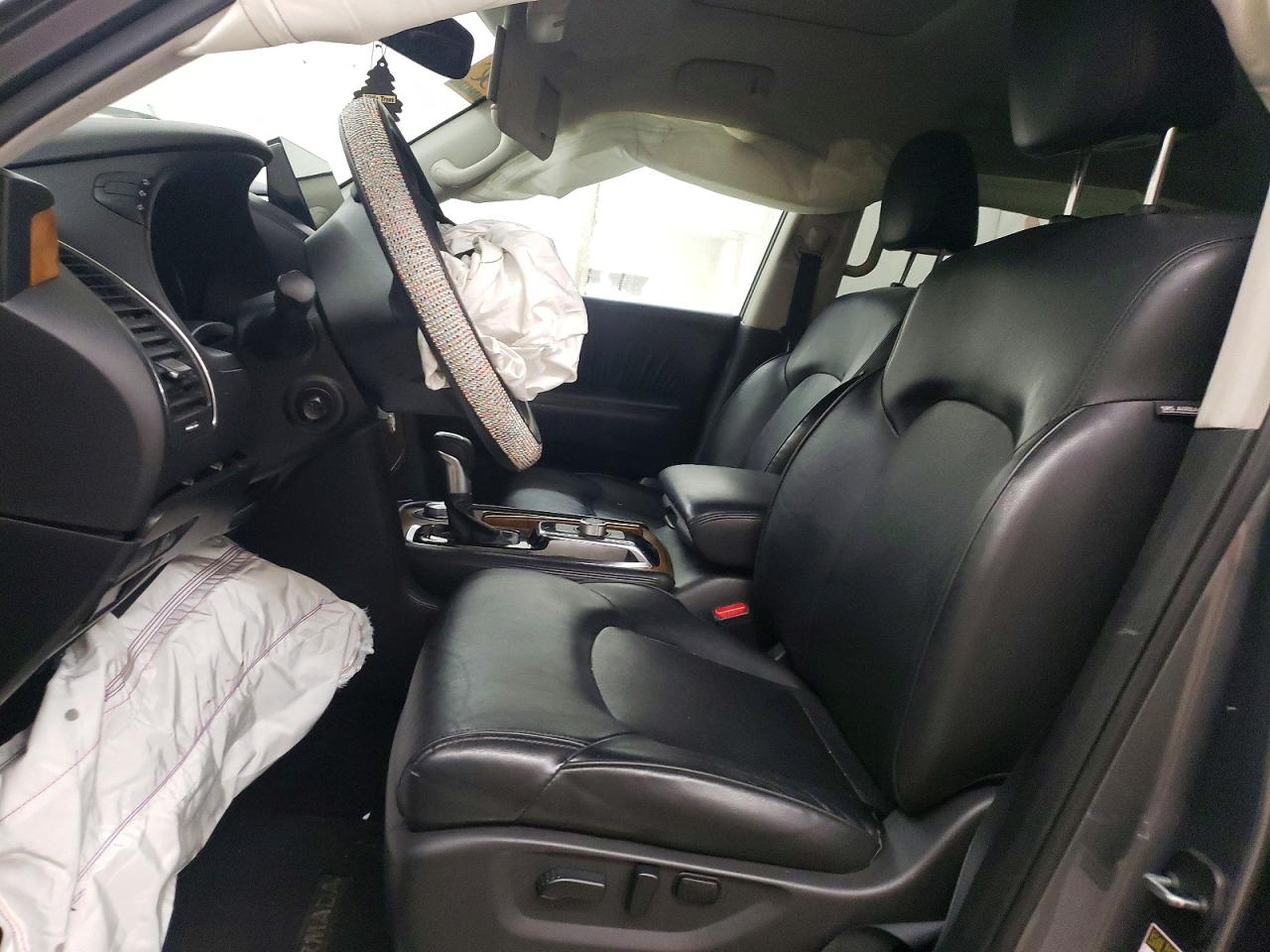 Nissan Armada Sl