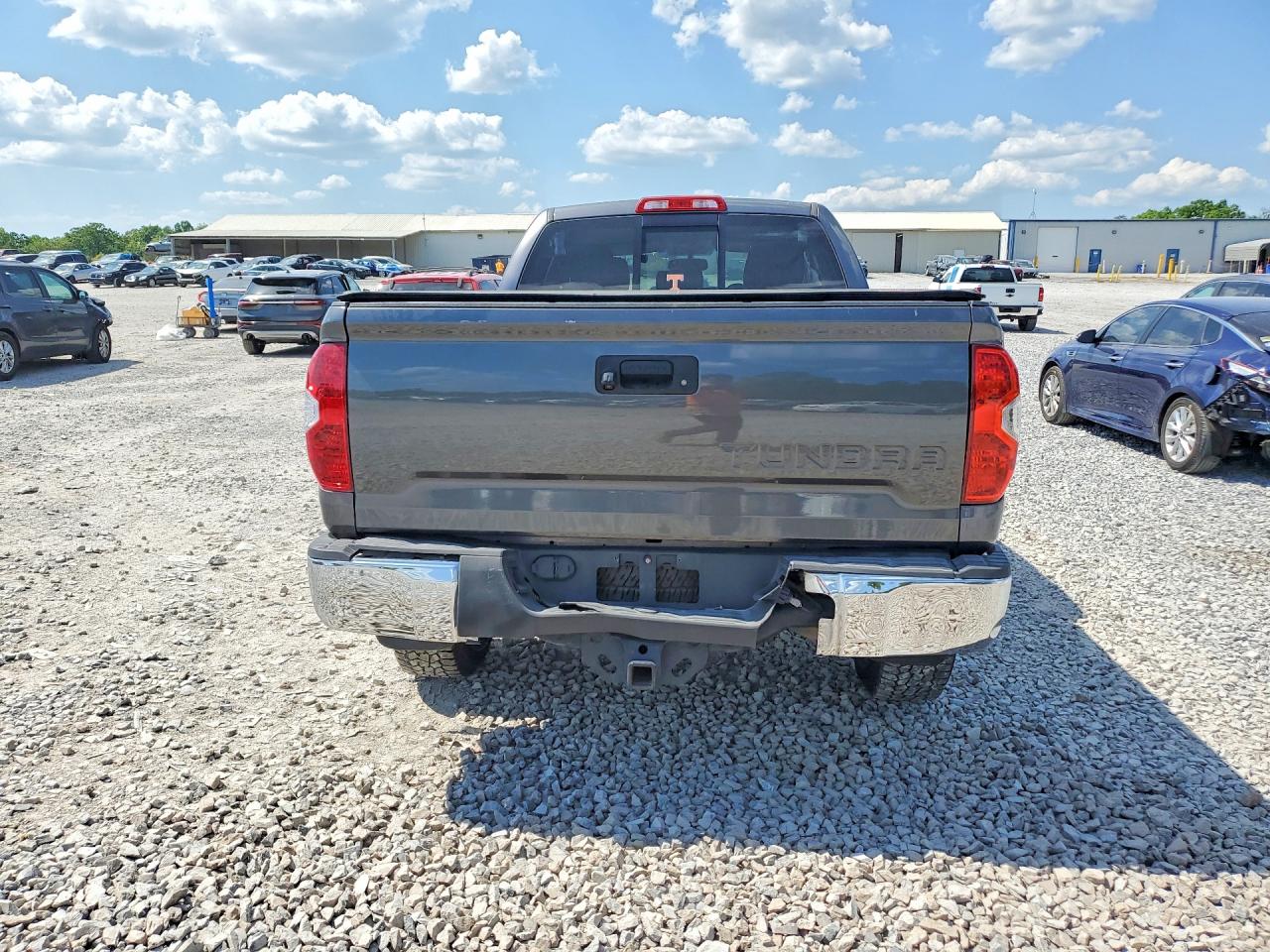 Toyota Tundra Sr5