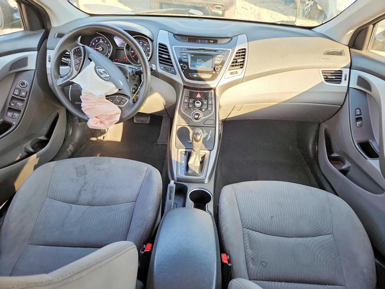 Hyundai ELANTRA Se