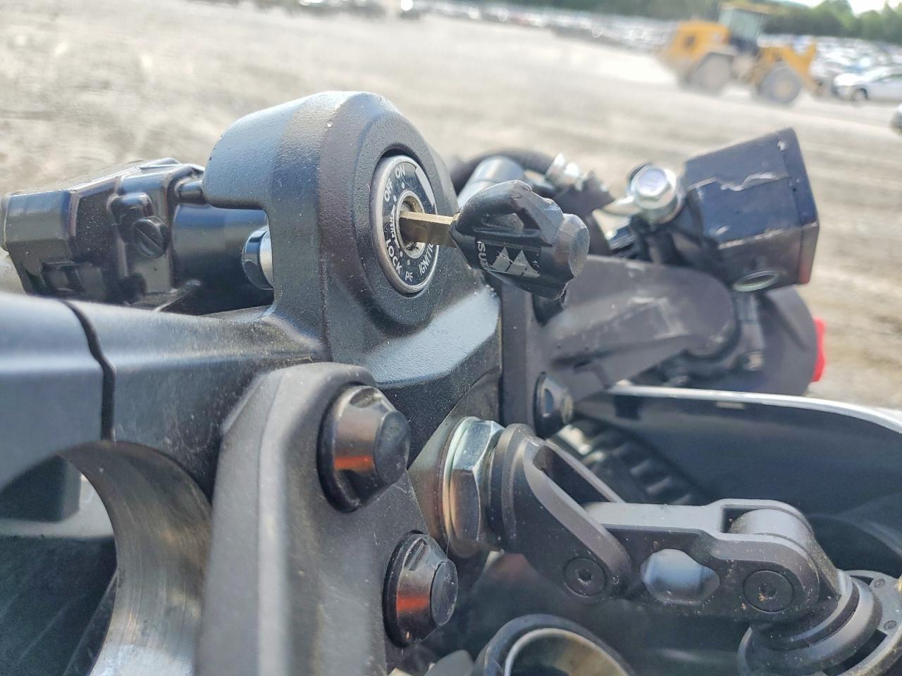 Suzuki Gsx800 F