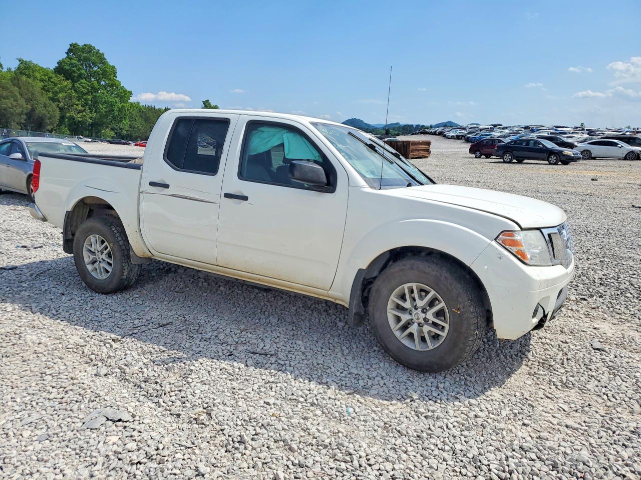 Nissan Frontier Sv