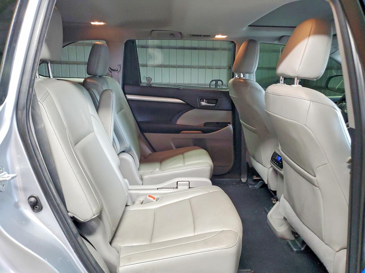 Toyota Highlander Xle