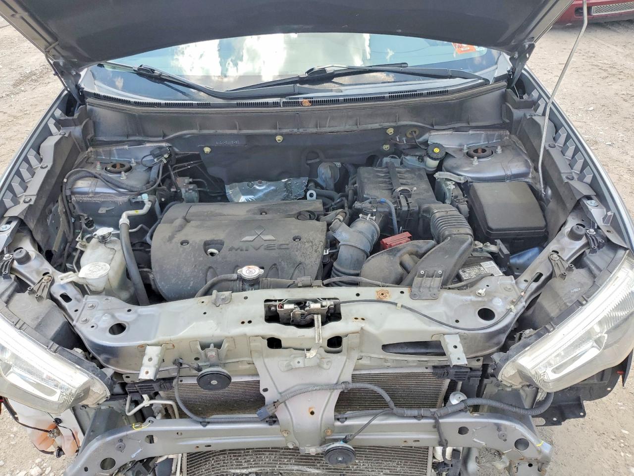 Mitsubishi Outlander Es