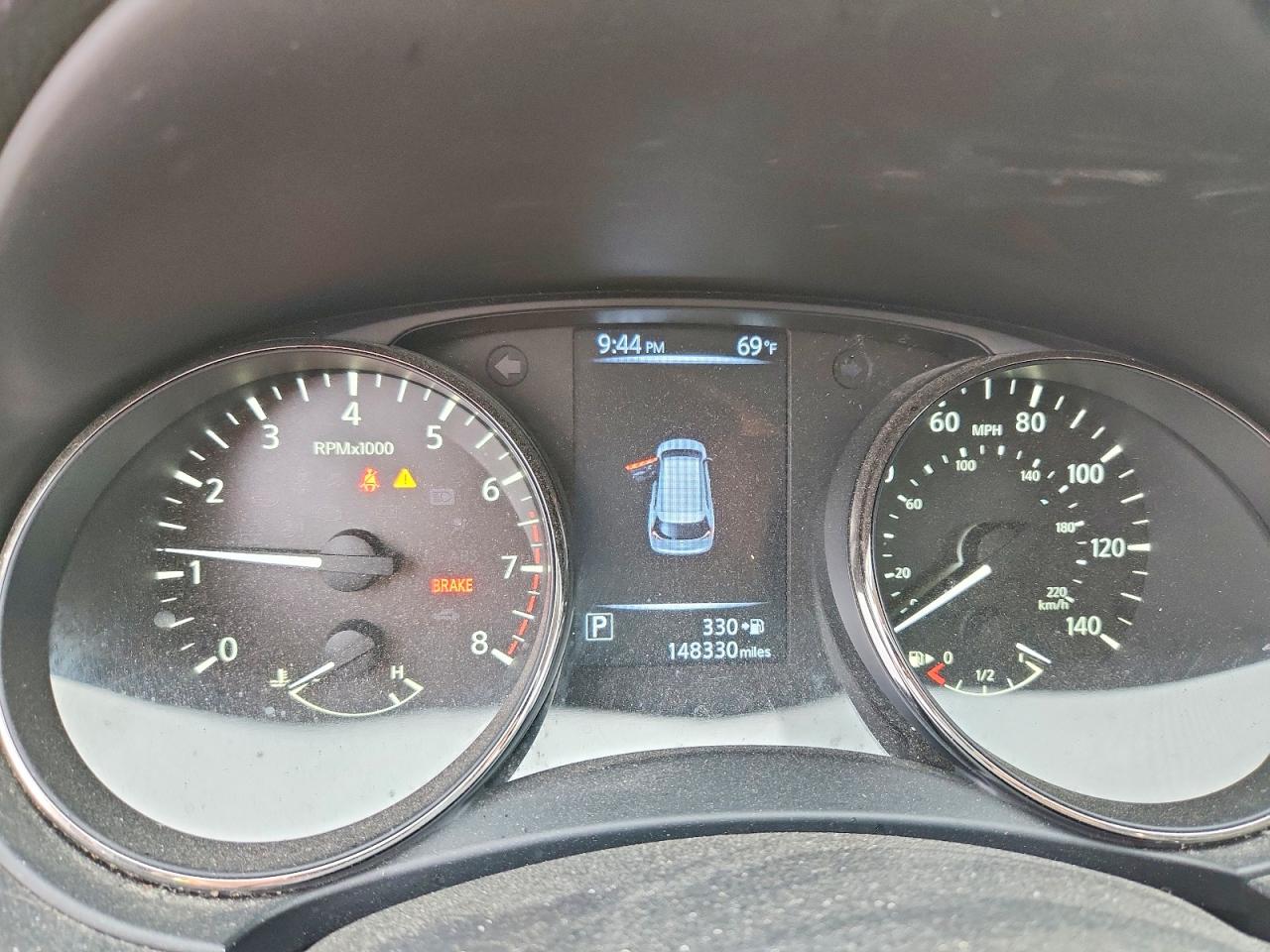 Nissan Rogue S