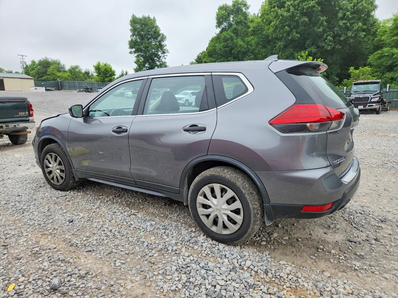 Nissan Rogue S