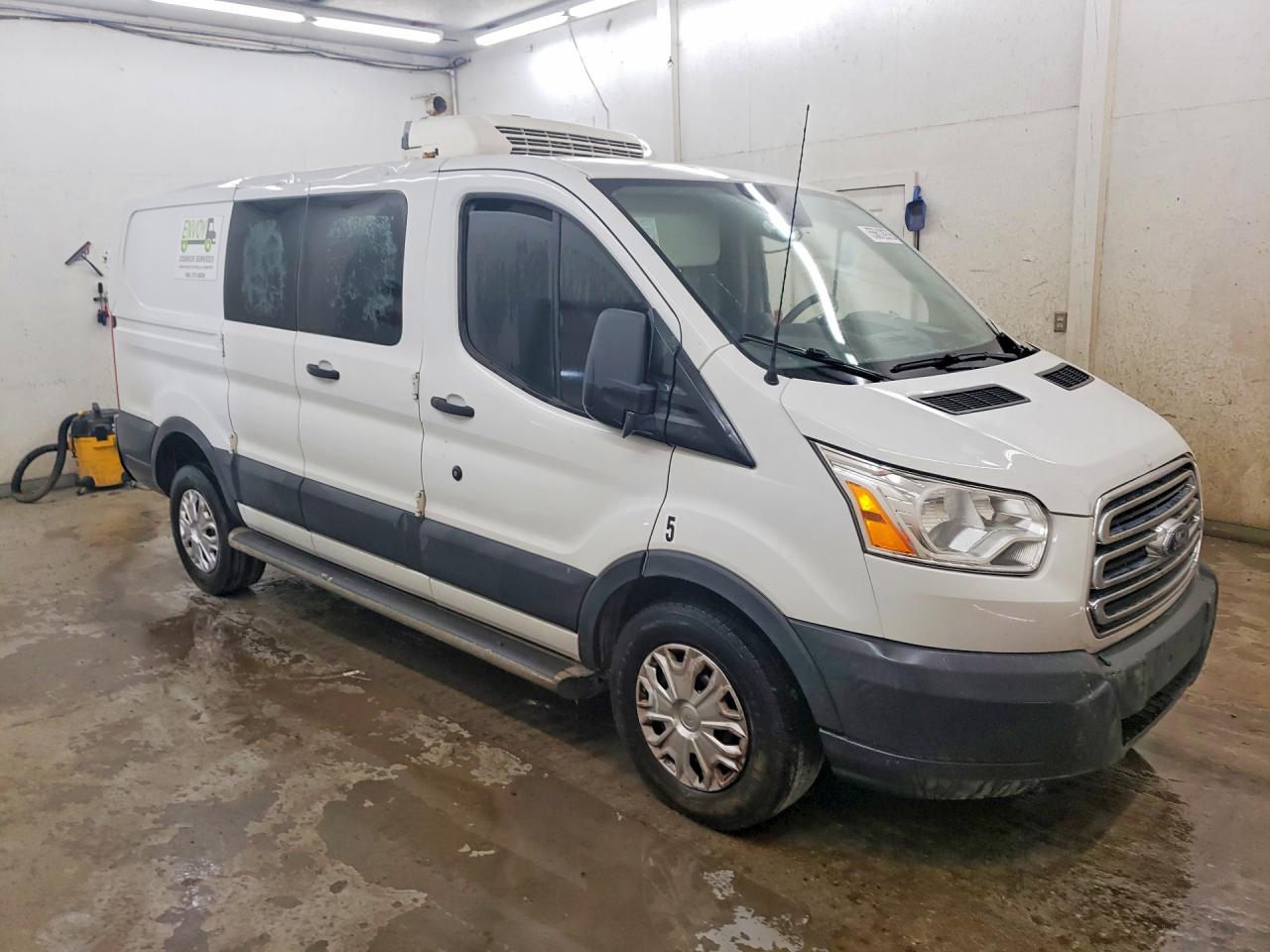 Ford Transit T-250
