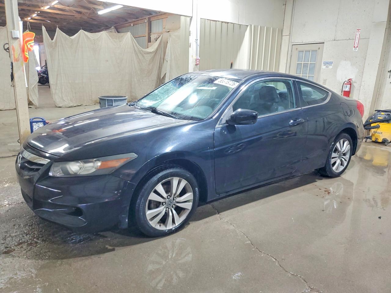 Salvage Honda Accord Image