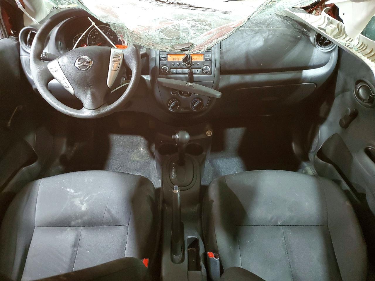 Nissan Versa 1.6 S Plus