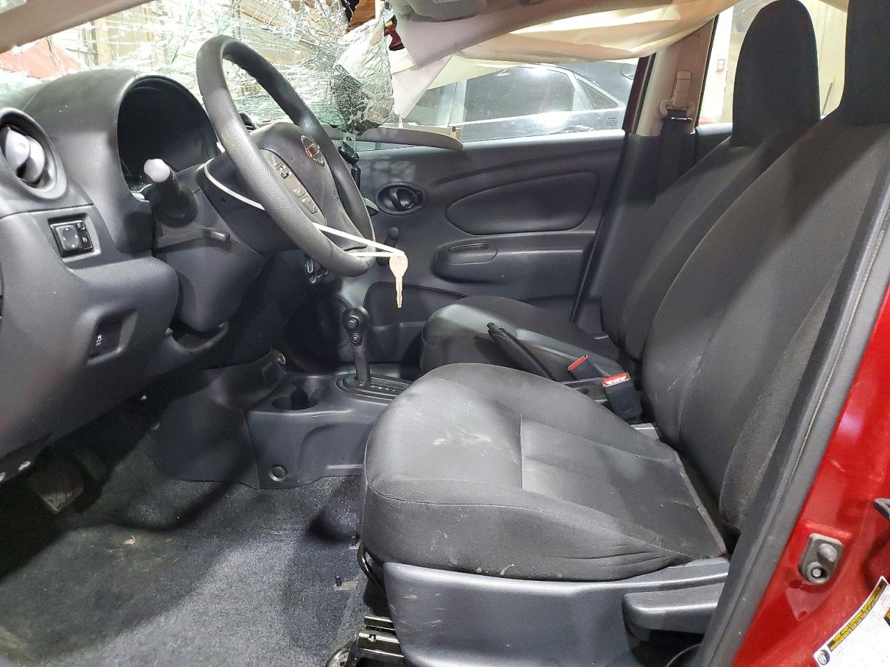 Nissan Versa 1.6 S Plus