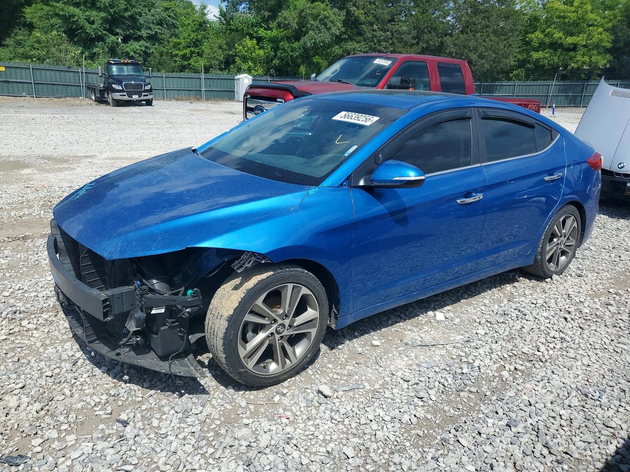 Salvage Hyundai ELANTRA Image