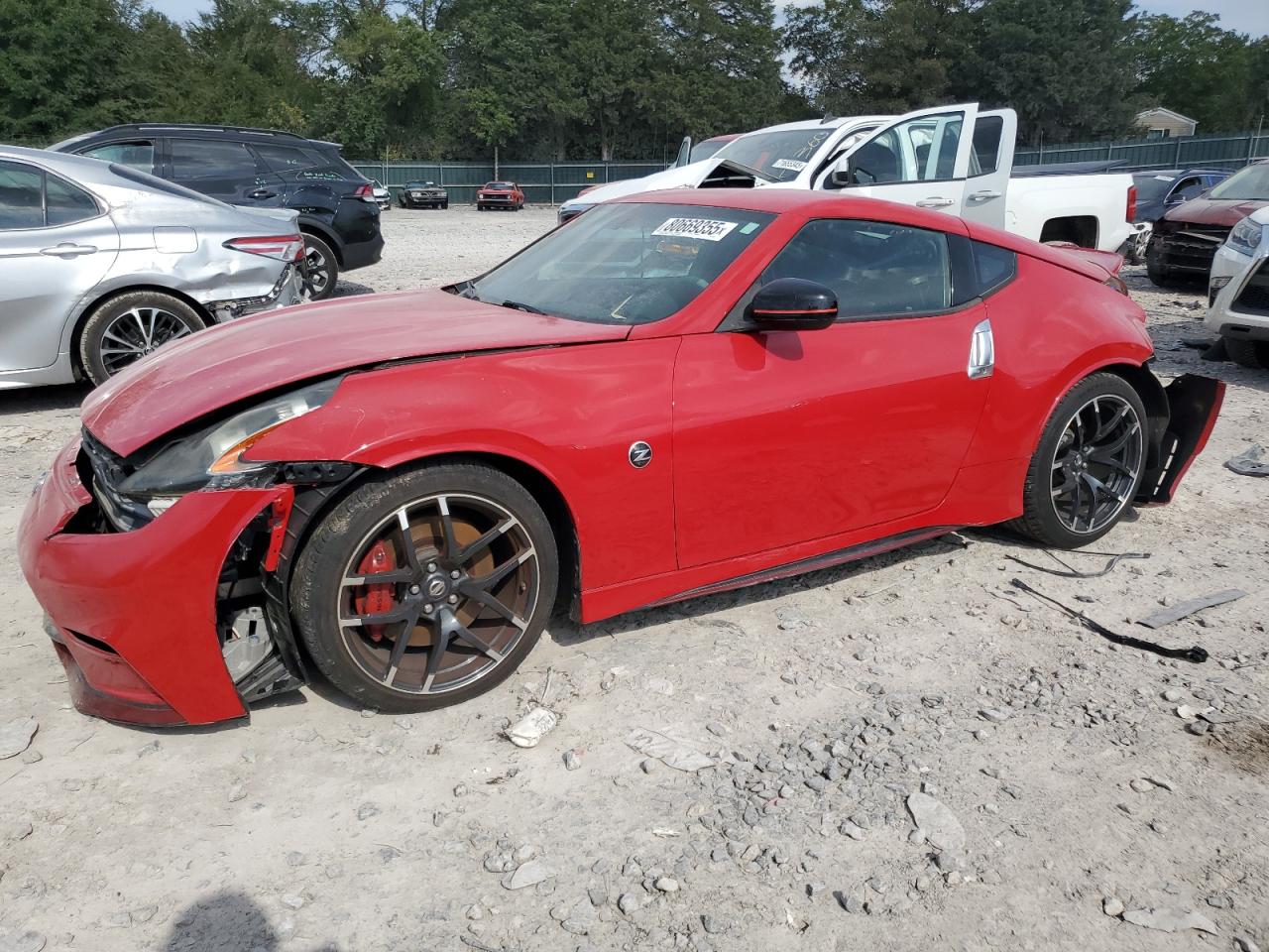 Salvage Nissan 370Z Image