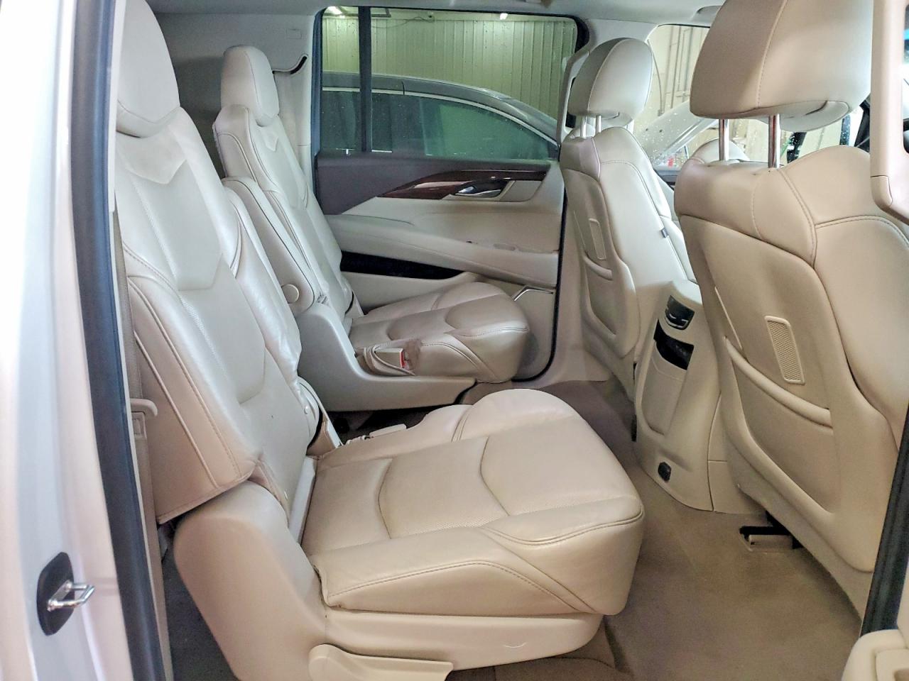Cadillac Escalade Esv Premium Luxury