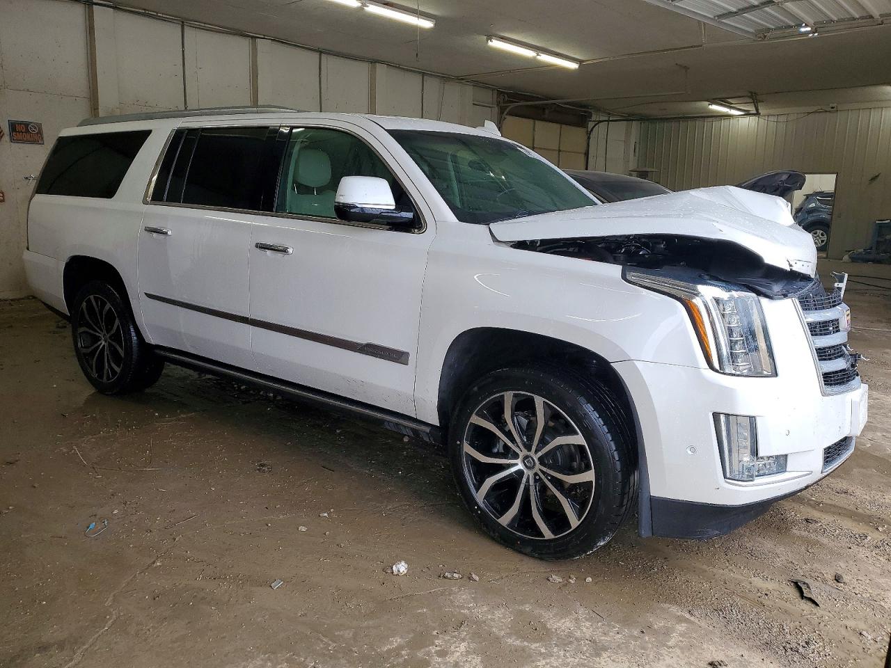 Cadillac Escalade Esv Premium Luxury