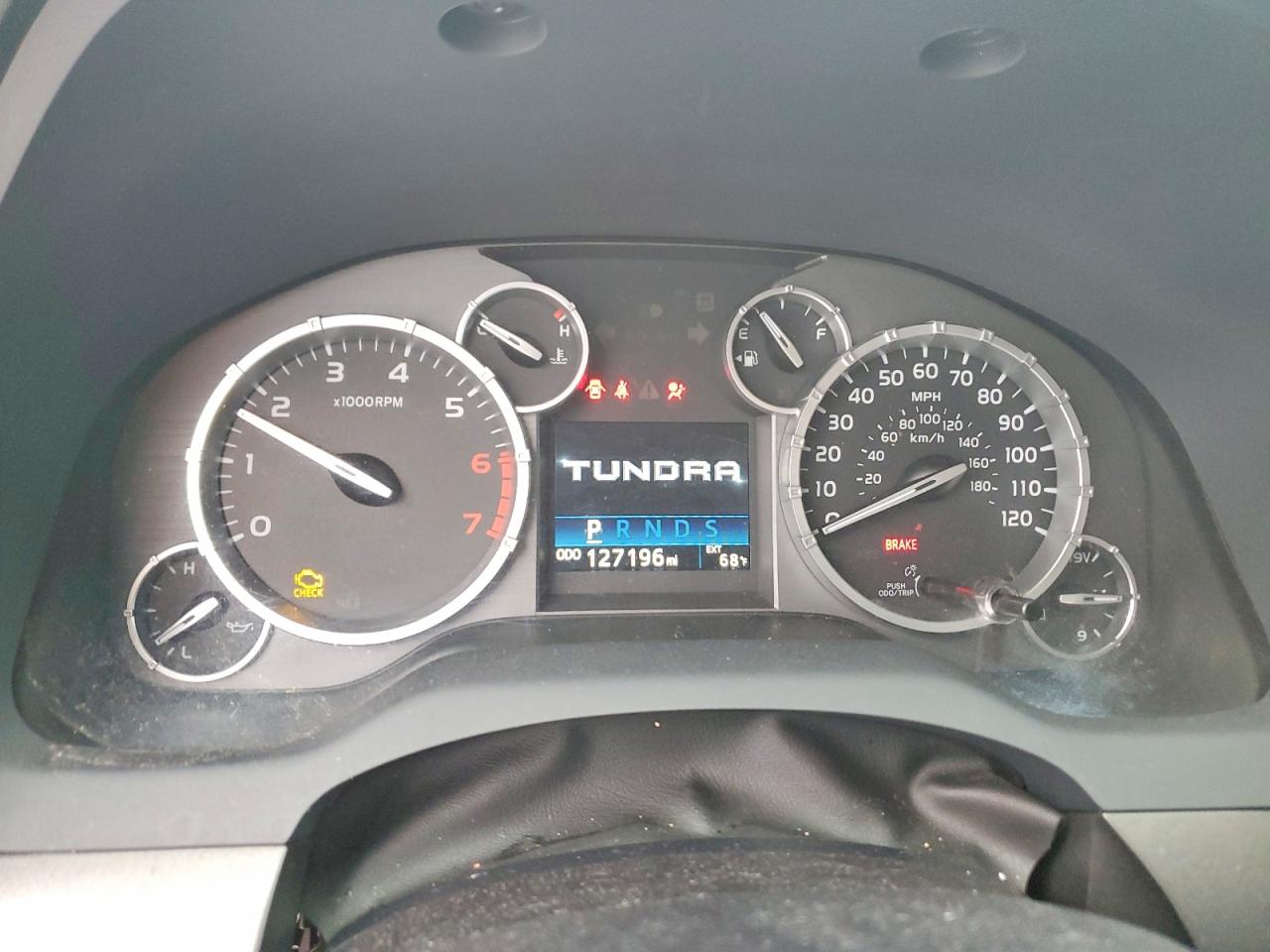 Toyota Tundra Sr5