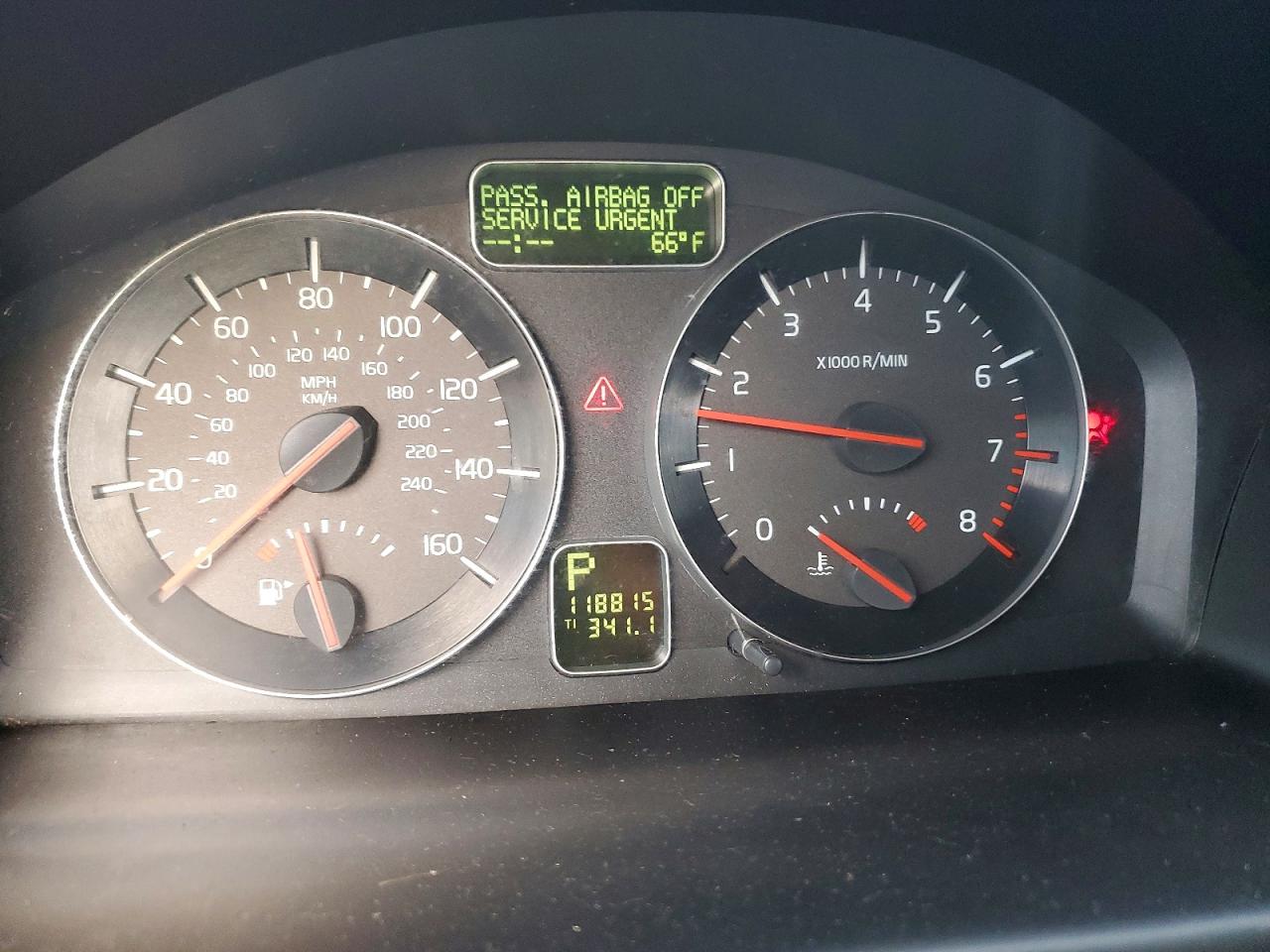 Volvo C70 T5