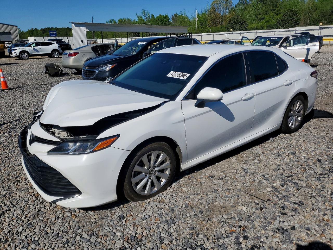 Salvage Toyota Camry Image