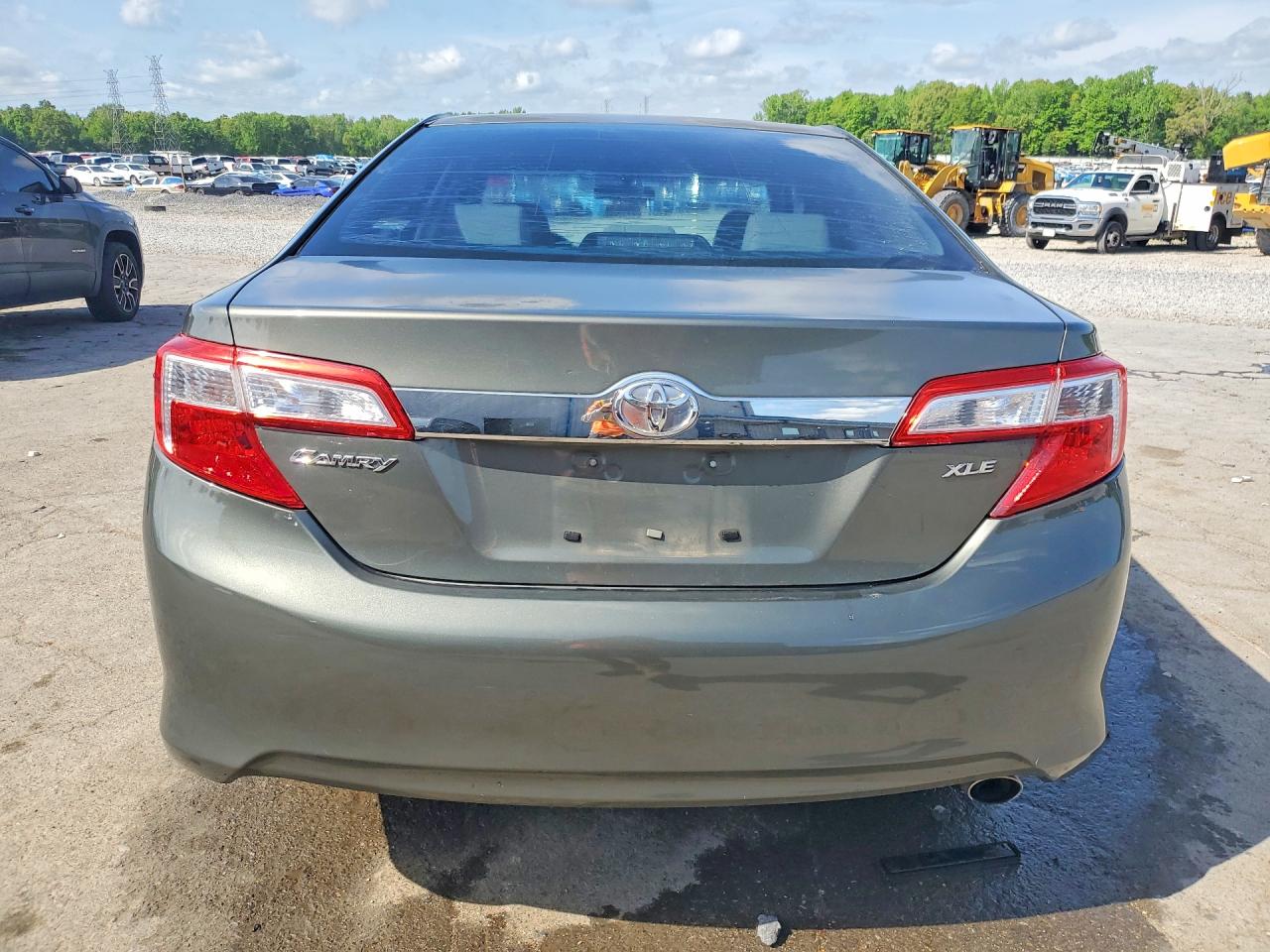Toyota Camry Xle