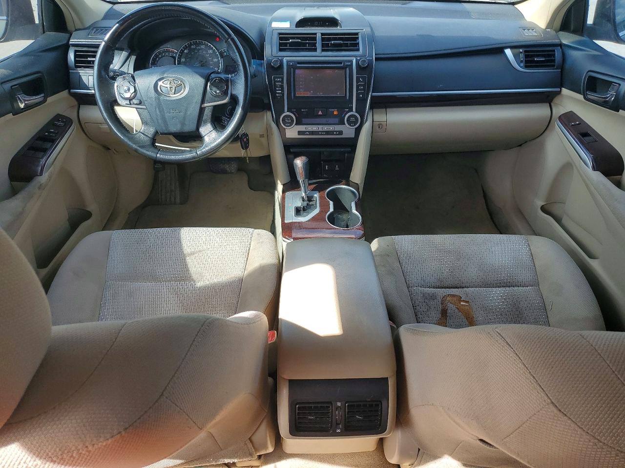 Toyota Camry Xle