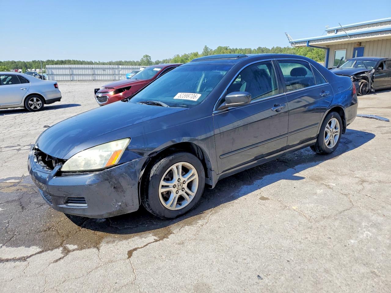 Salvage Honda Accord Image