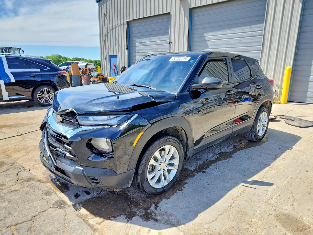 Salvage Chevrolet Trailblazer Image