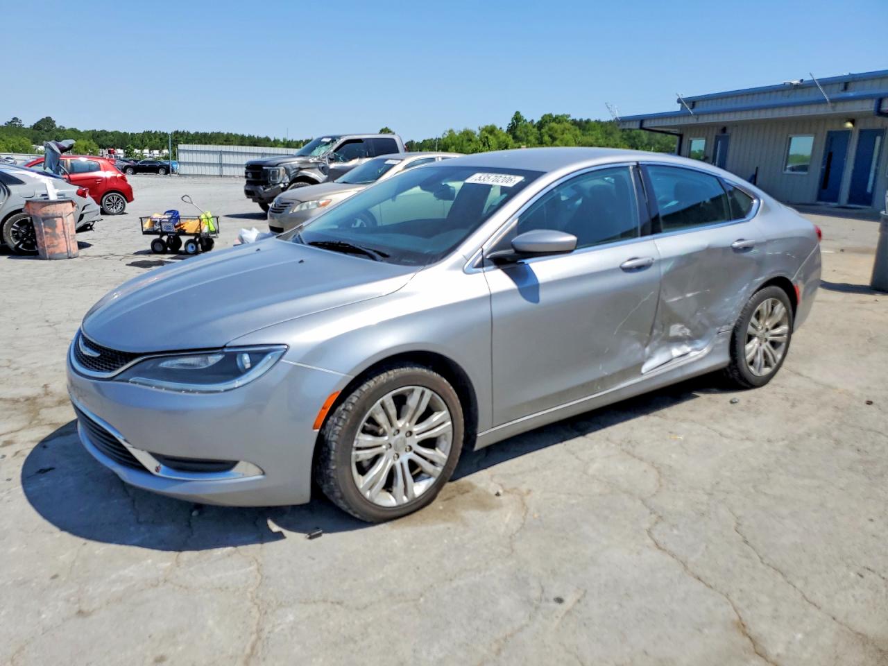 Salvage Chrysler 200 Image