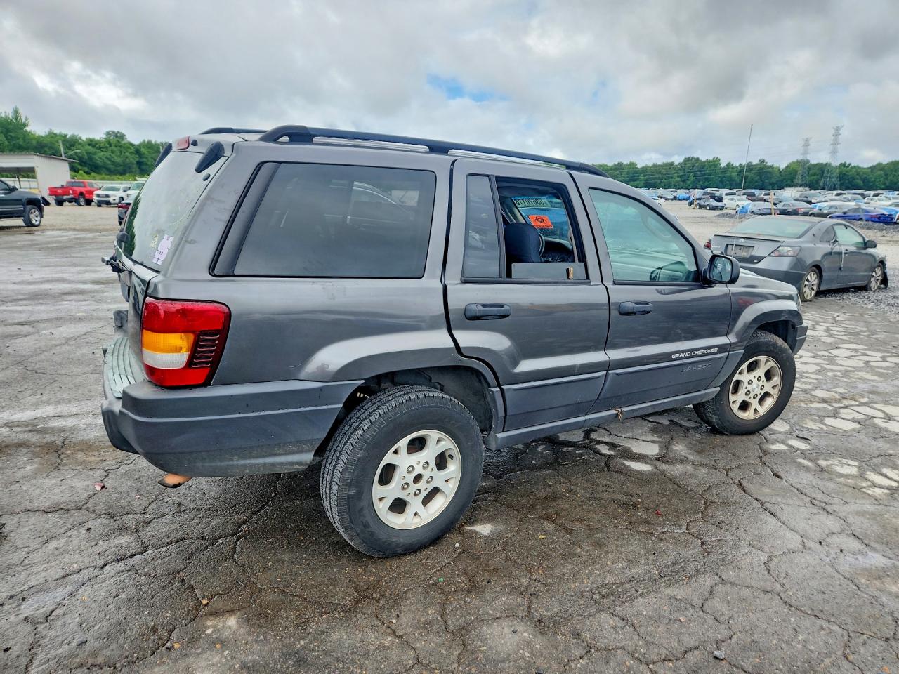 Jeep Cherokee Laredo