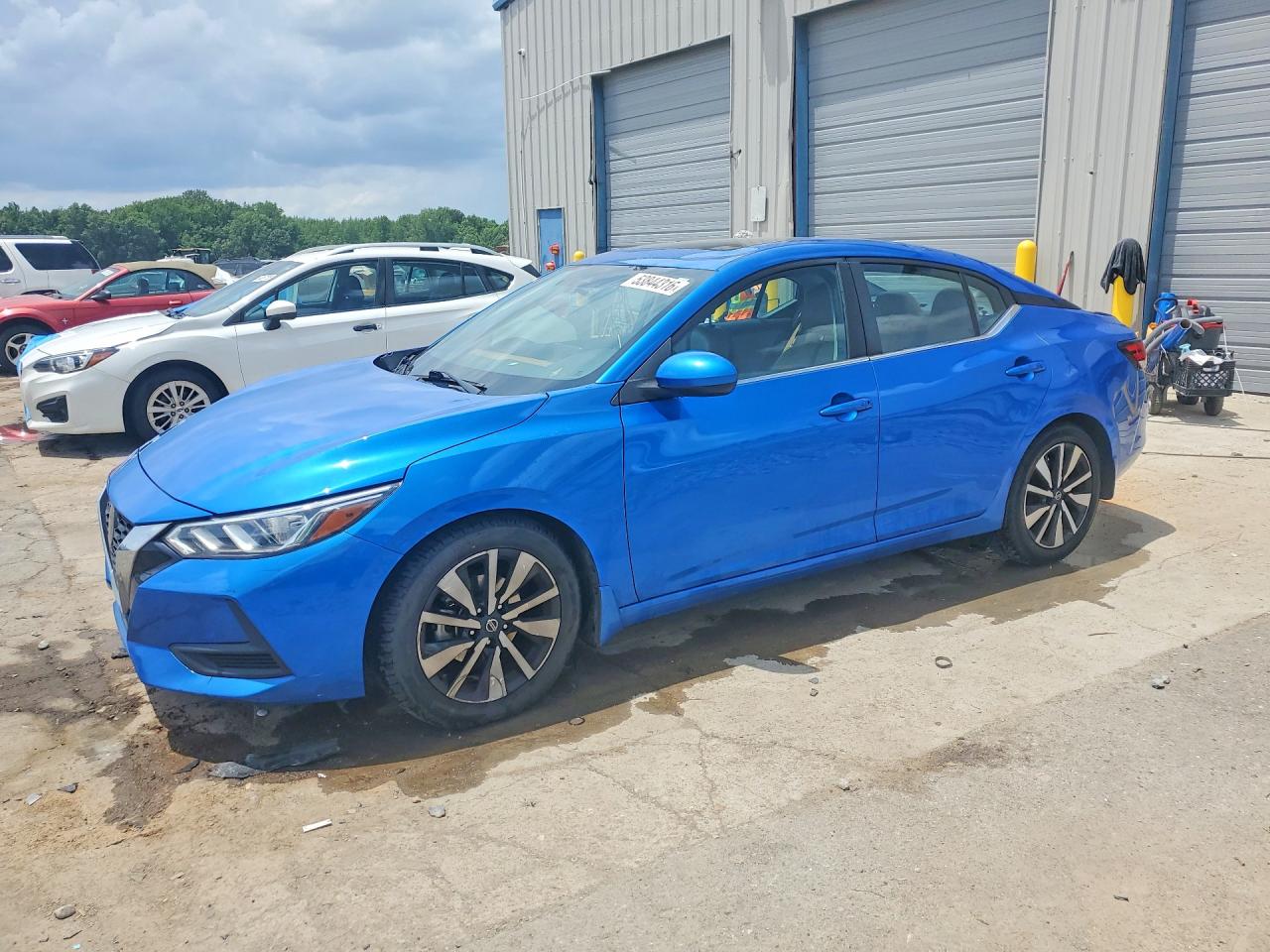 Salvage Nissan Sentra Image