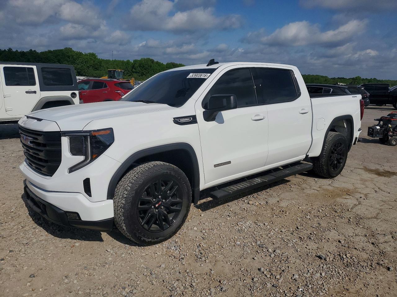 Salvage GMC Sierra Image