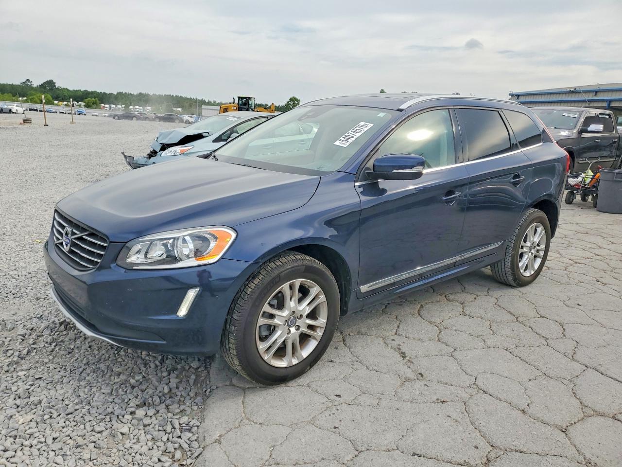 Salvage Volvo XC60 Image