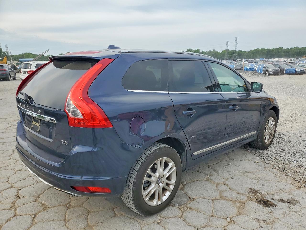 Volvo XC60 T5 Premier+