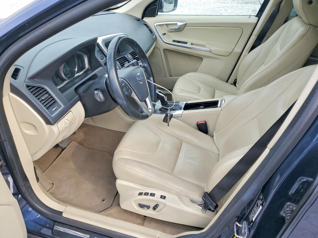 Volvo XC60 T5 Premier+