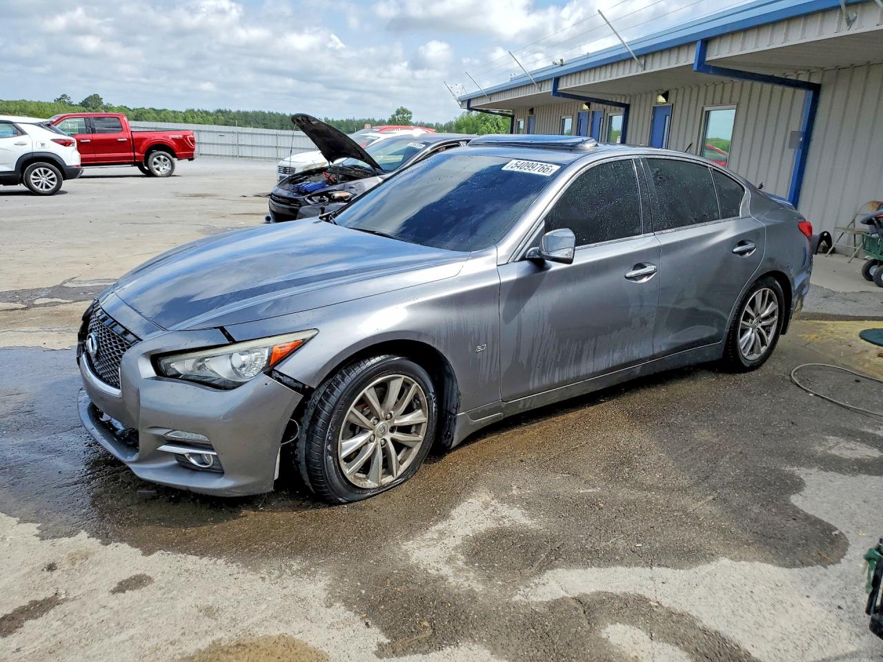 Salvage INFINITI Q50 Image