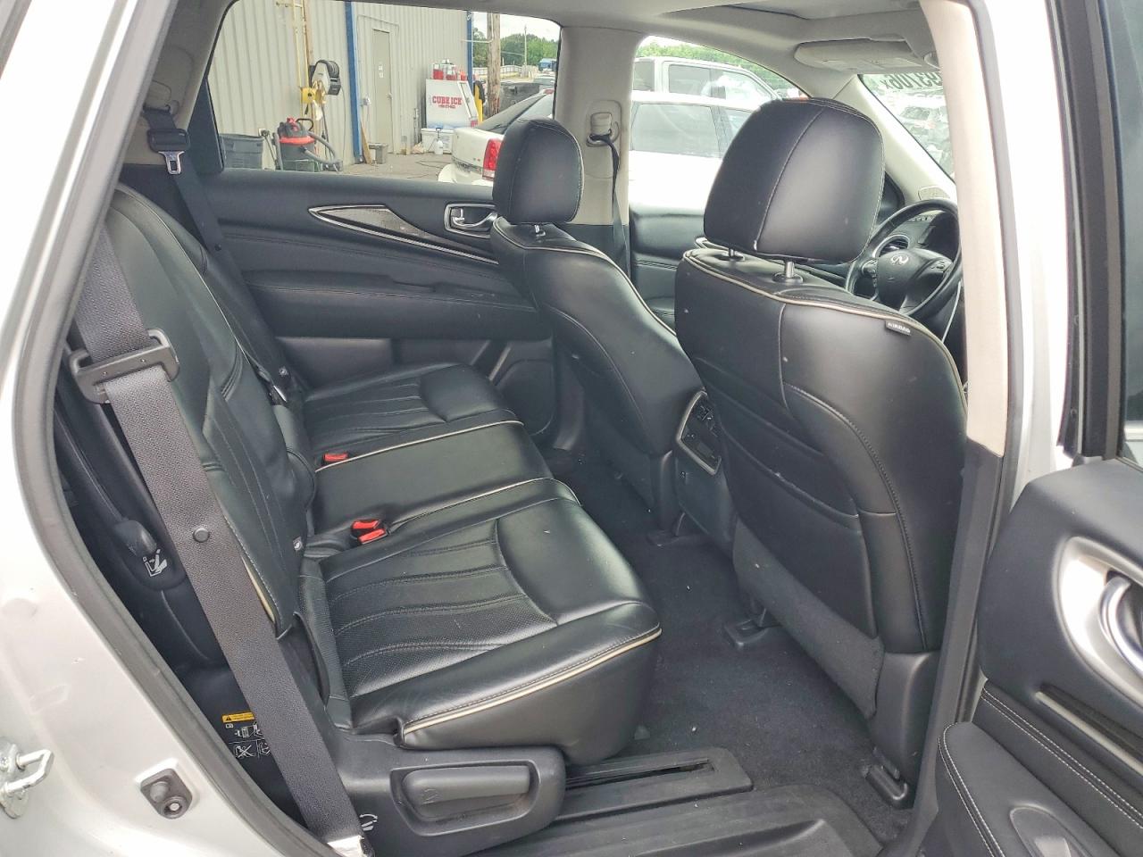 INFINITI Qx Base